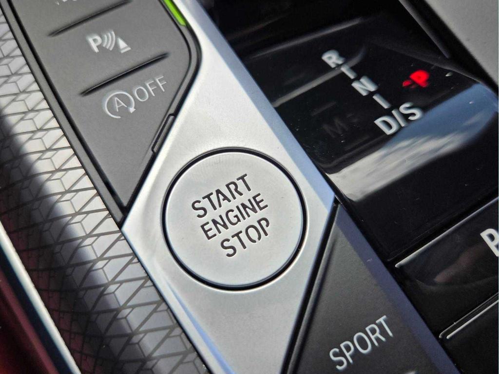2026 BMW 330 I 缩略图 25