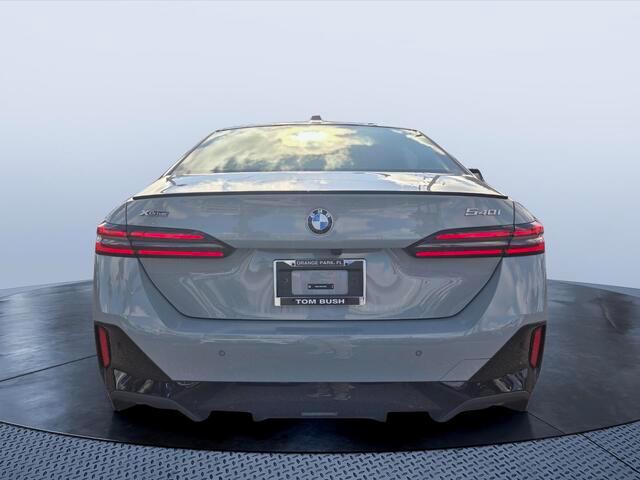 صورة 4 لـ 2026 BMW 540 I XDRIVE