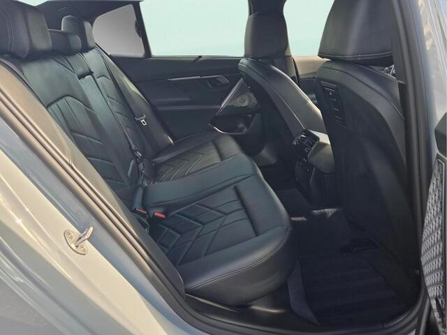 صورة مصغرة 18 لـ 2026 BMW 540 I XDRIVE