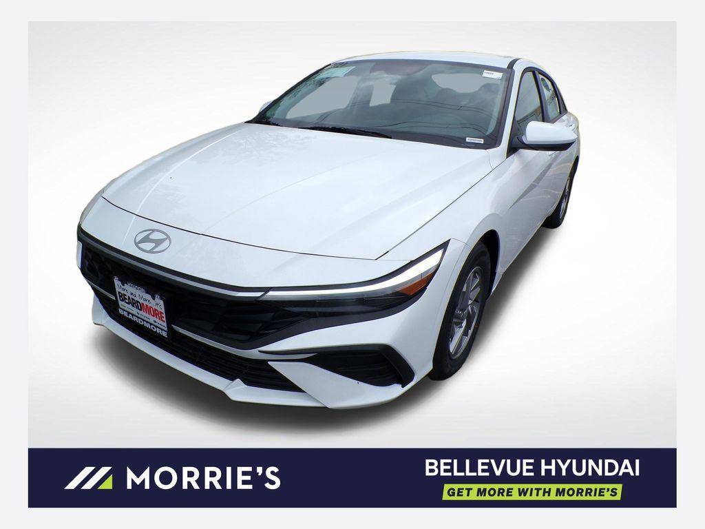 New 2026 Hyundai ELANTRA SE