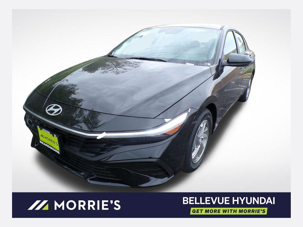 New 2026 Hyundai ELANTRA SE