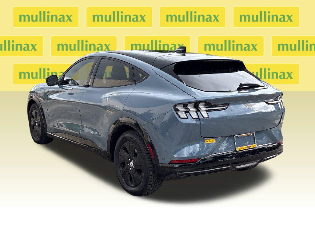 2023 FORD MUSTANG MACH-E CALIFORNIA ROUTE 1 — миниатюра 11