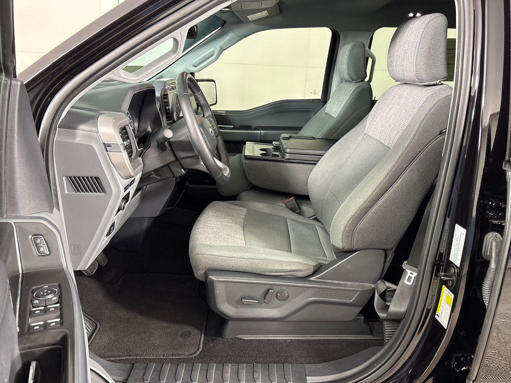 2023 FORD F-150 XLT — миниатюра 23