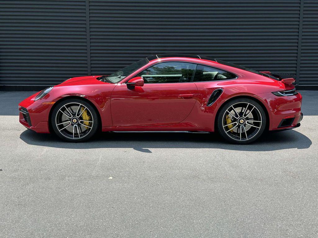 2025 Porsche 911 TURBO — фото 2