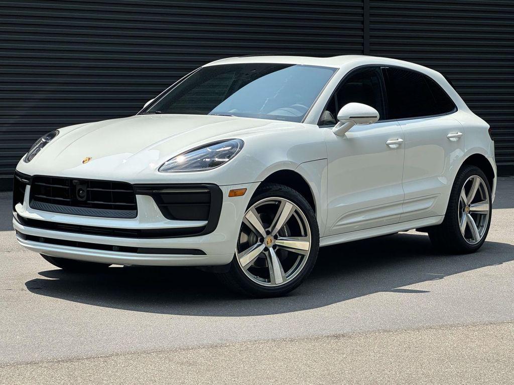 New 2026 Porsche Macan Macan