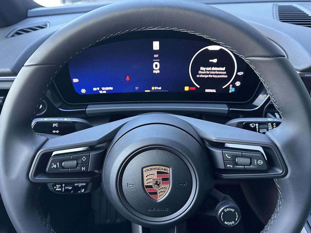 صورة مصغرة 21 لـ 2025 Porsche MACAN MACAN ELECTRIC 4