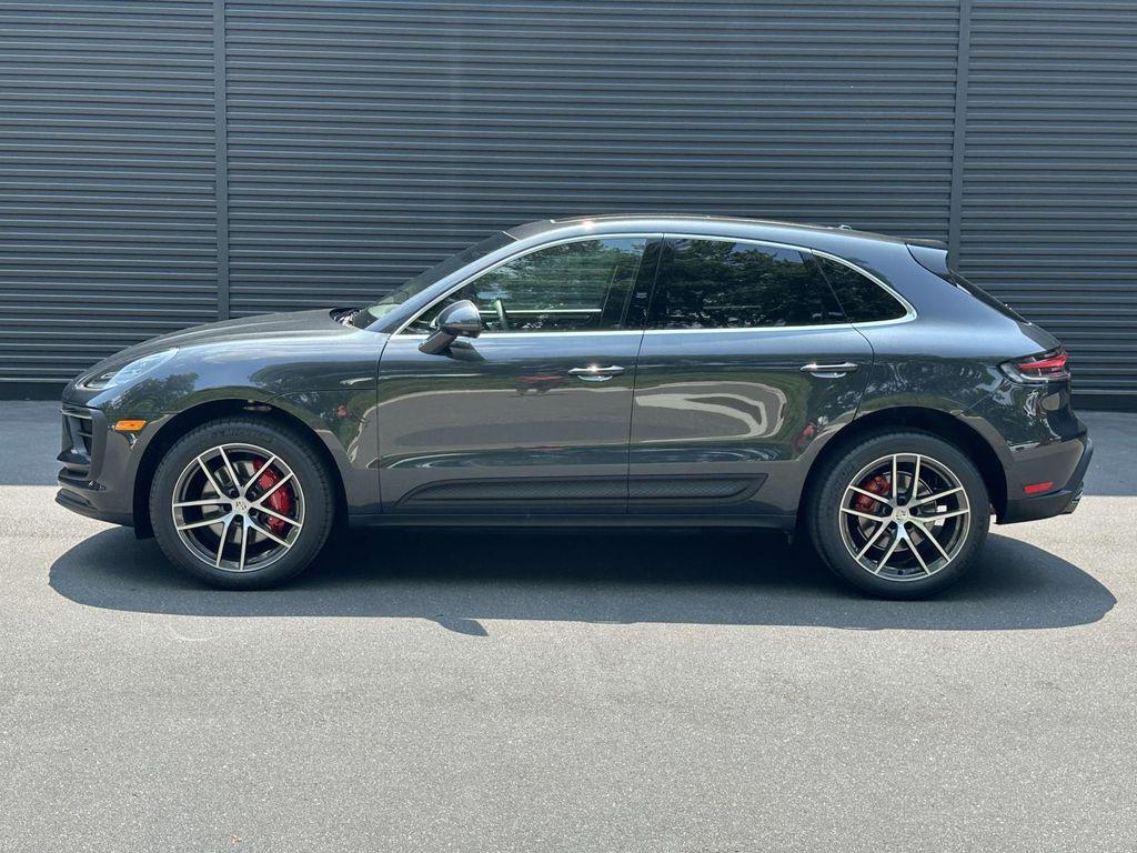 2026 Porsche MACAN 照片 2