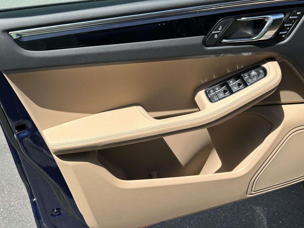 صورة مصغرة 17 لـ 2026 Porsche MACAN