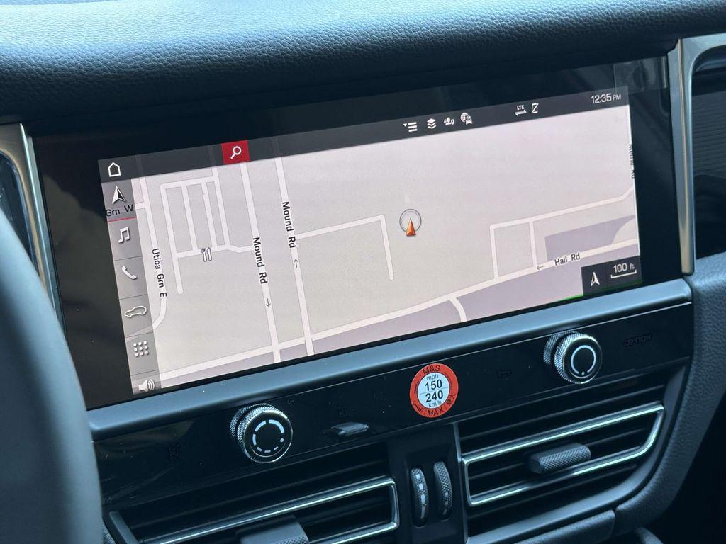 2026 Porsche MACAN — миниатюра 25
