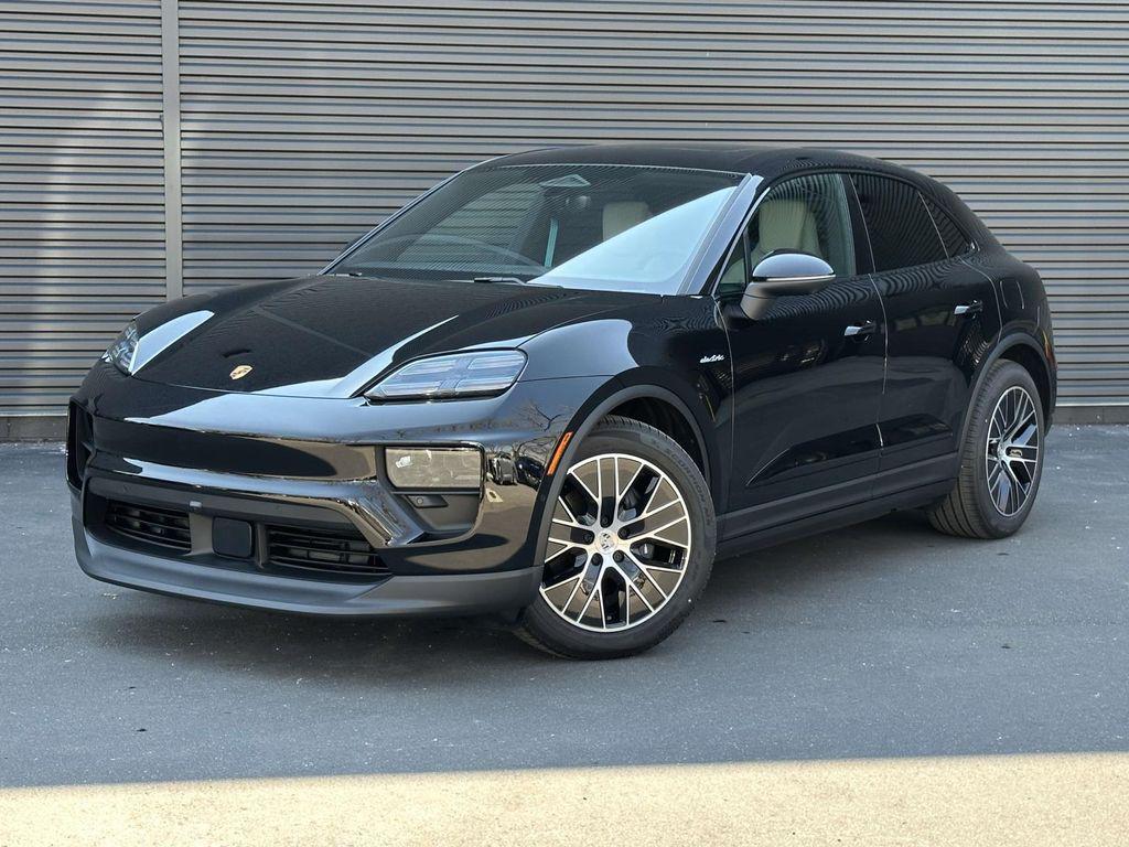 New 2026 Porsche Macan Macan Electric 4