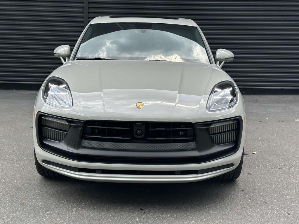 صورة 8 لـ 2026 Porsche MACAN MACAN GTS