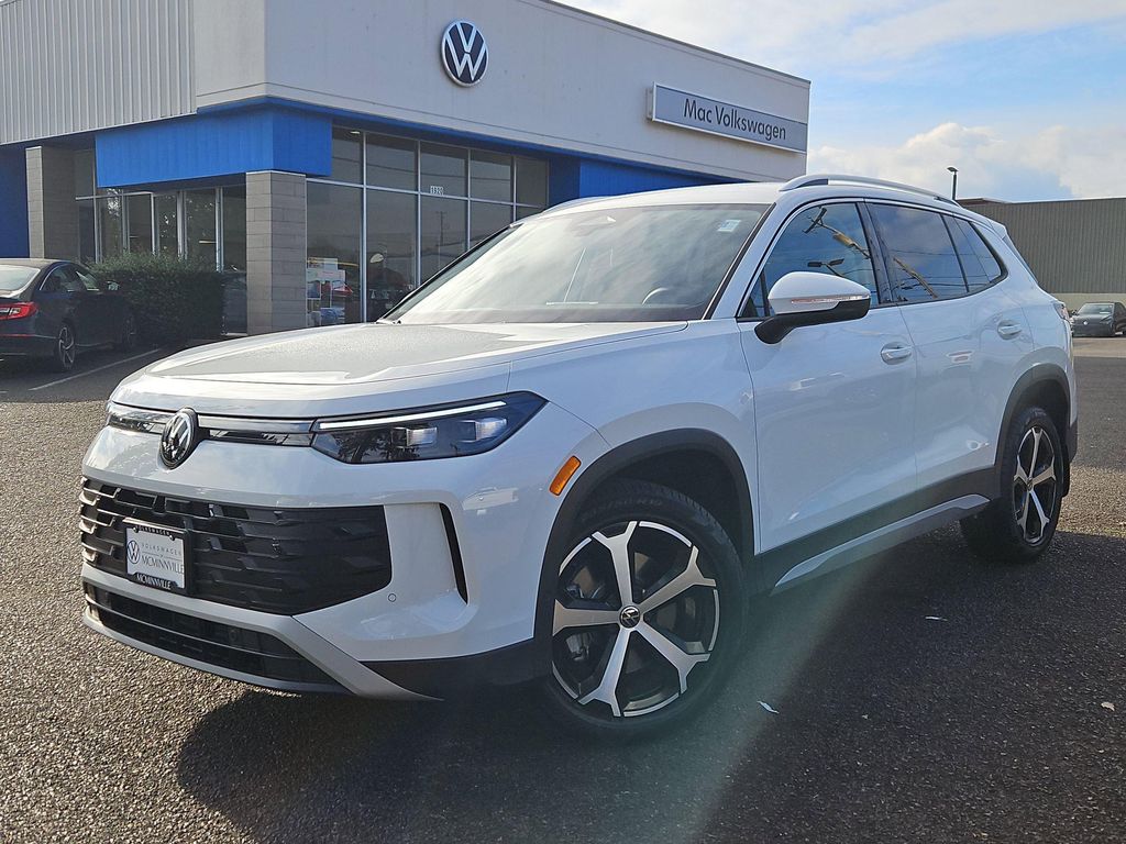 New 2026 Volkswagen Tiguan 2.0T SE 4MOTION