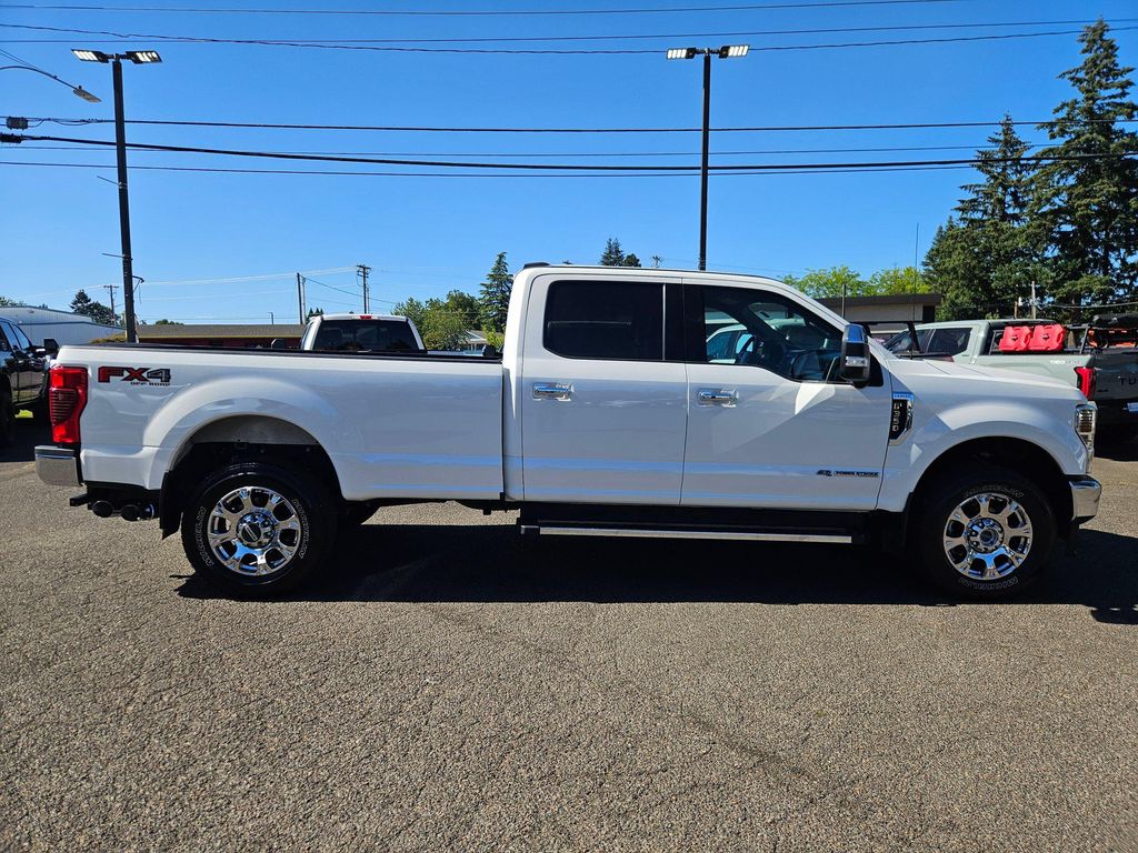 صورة 6 لـ 2021 FORD F-350 LARIAT