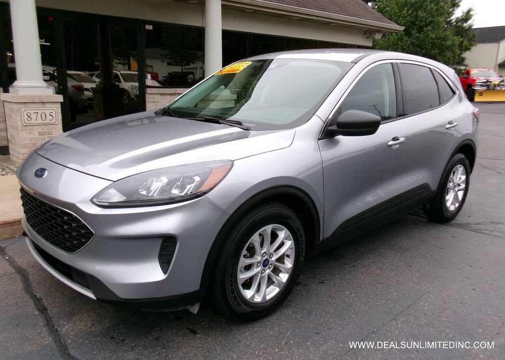 2022 Ford Escape SE