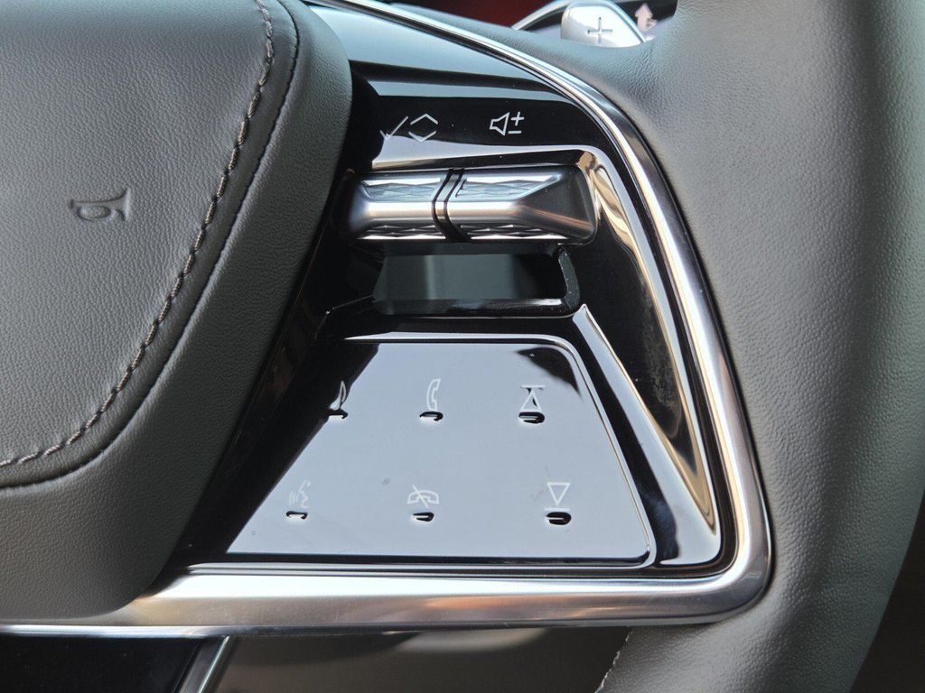 صورة مصغرة 24 لـ 2026 Cadillac ESCALADE ESV V-SERIES