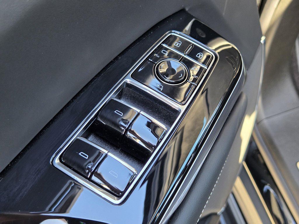 صورة مصغرة 21 لـ 2026 Cadillac ESCALADE ESV V-SERIES