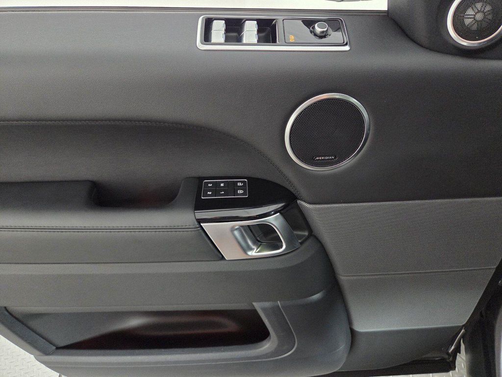 2021 LAND Rover RANGE ROVER SPORT HSE SILVER EDITION — фото 18