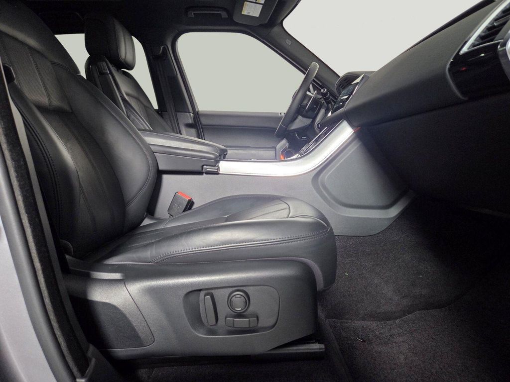 2021 LAND Rover RANGE ROVER SPORT HSE SILVER EDITION — фото 14