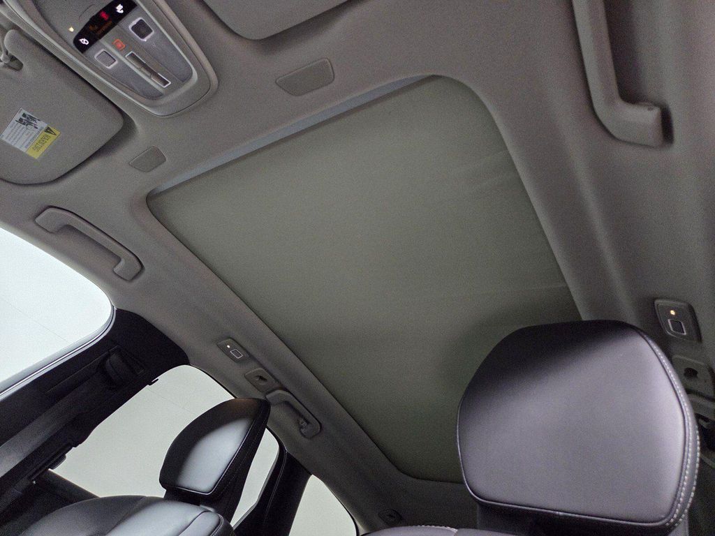 2023 Volvo XC60 B5 ULTIMATE BRIGHT THEME — фото 20