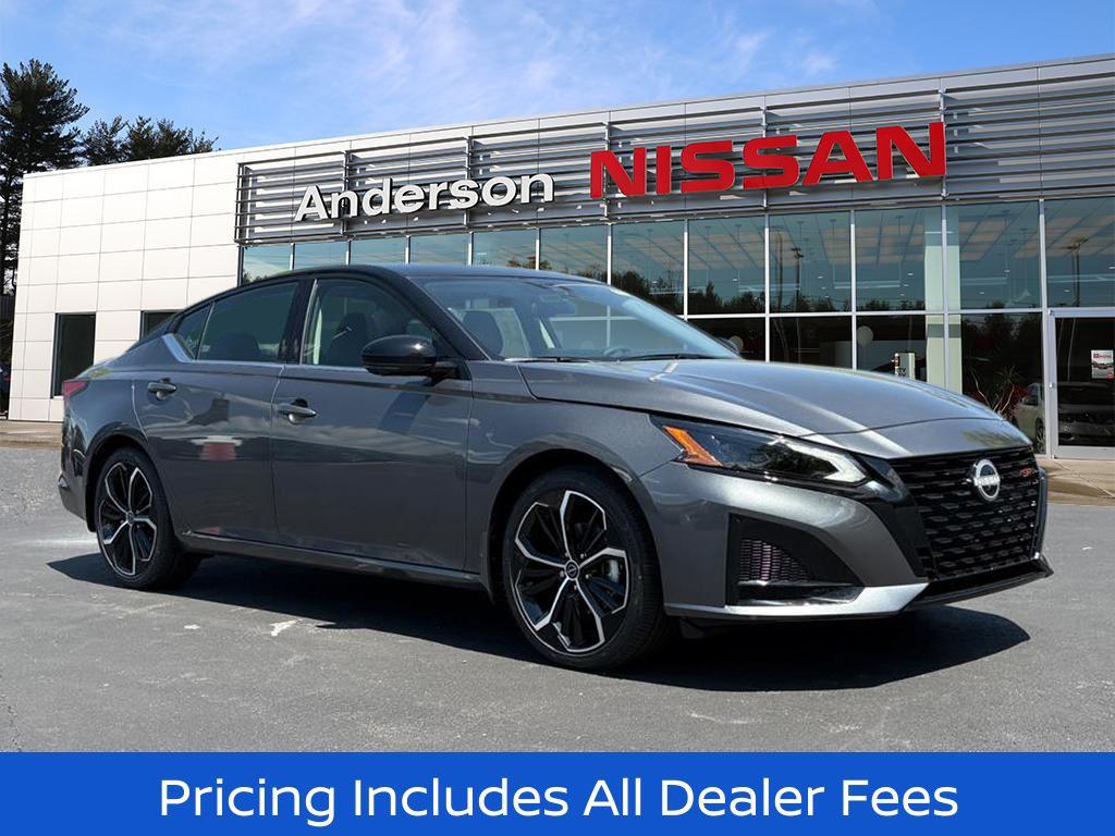 New 2026 Nissan Altima SR FWD