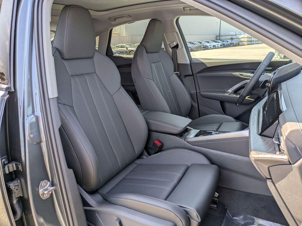 صورة 10 لـ 2026 AUDI Q5 SPORTBACK PREMIUM PLUS TFSI QUATTRO S TRONIC