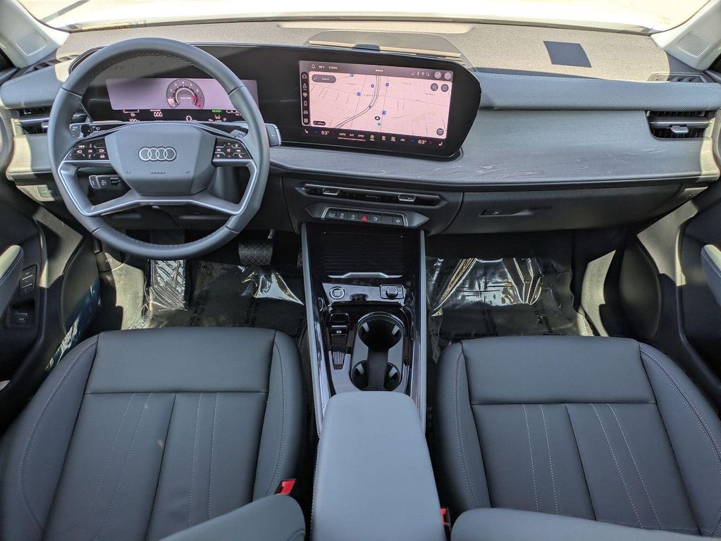 صورة 5 لـ 2026 AUDI Q3 TFSI QUATTRO S TRONIC