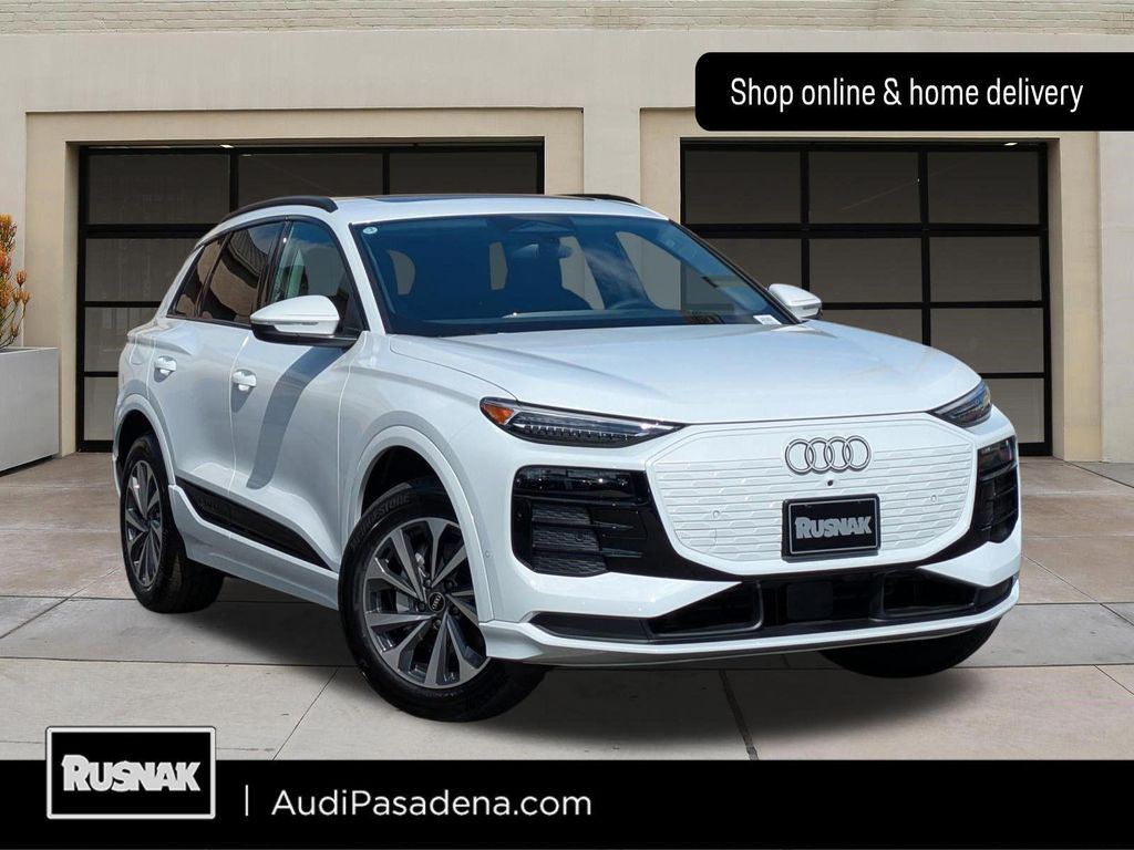 New 2025 Audi Q6 e-tron Premium Plus quattro