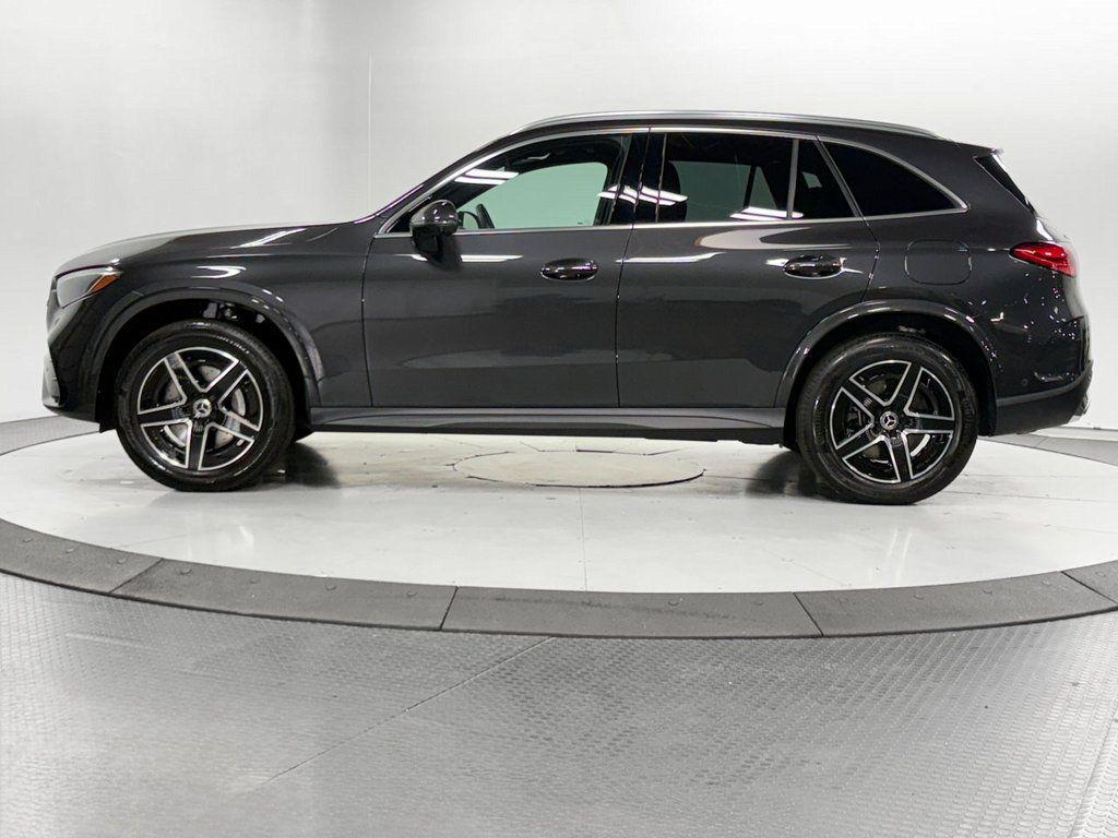MERCEDES-BENZ GLC - 4