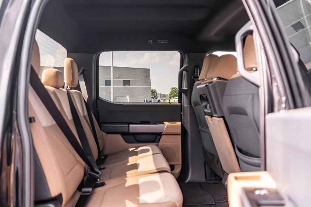 2023 FORD F-150 XLT — миниатюра 13