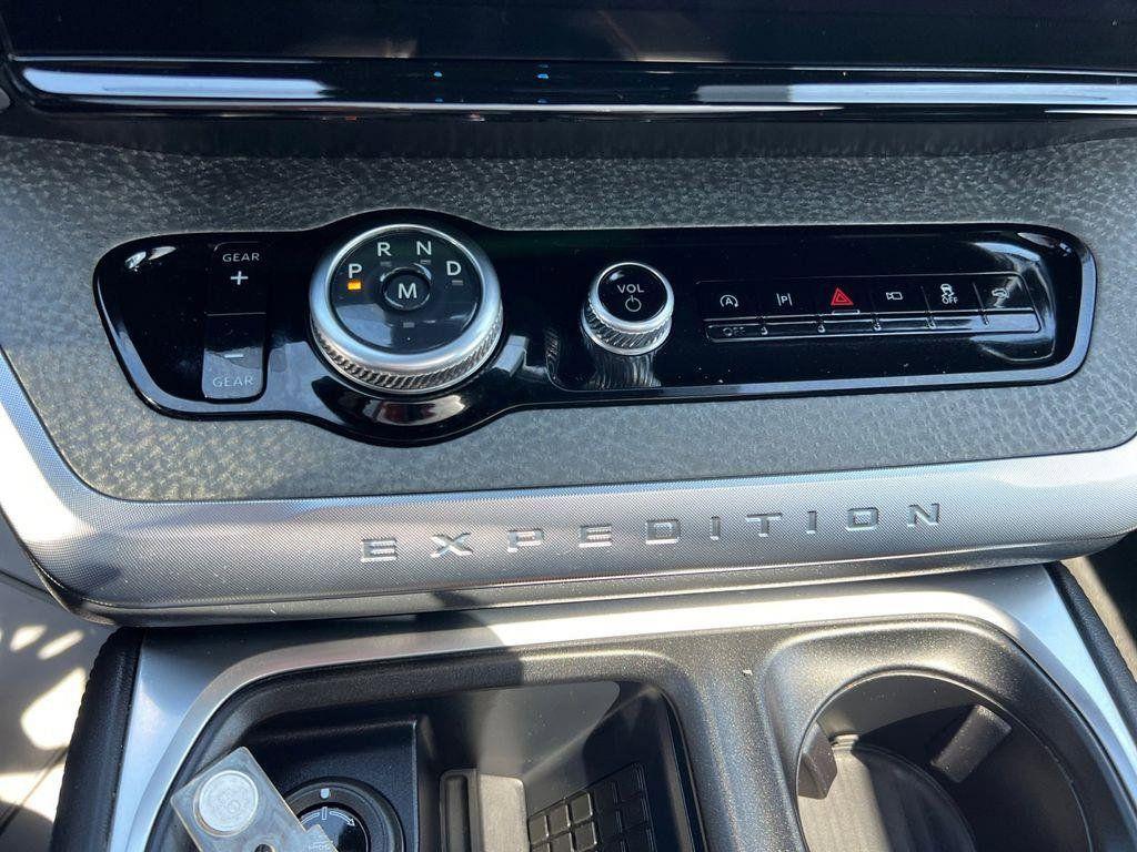2025 FORD EXPEDITION TREMOR — миниатюра 24