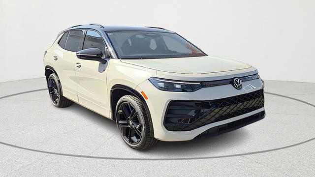 New 2026 Volkswagen Tiguan 2.0T SE R-Line Black