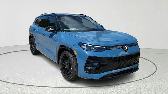 New 2026 Volkswagen Tiguan 2.0T SE R-Line Black