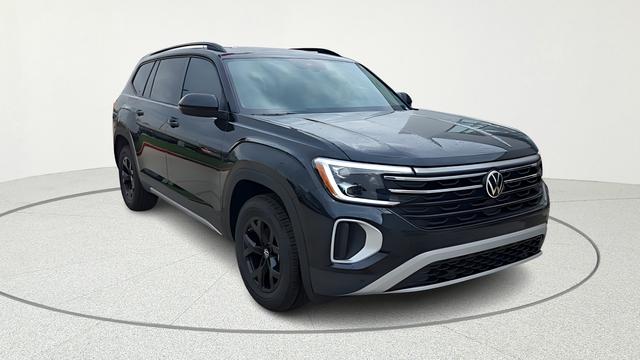 New 2026 Volkswagen Atlas Peak Edition