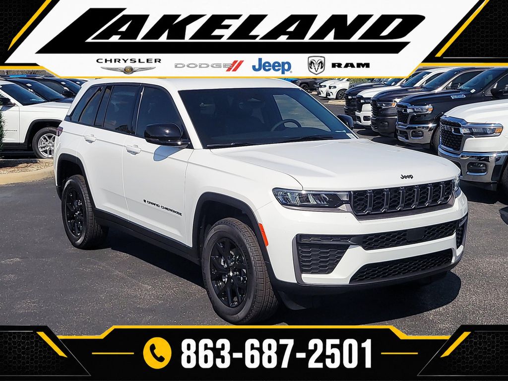 New 2026 Jeep Grand Cherokee Altitude