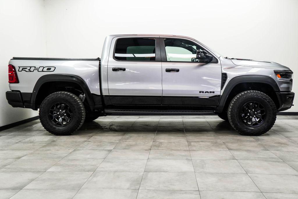 2025 RAM 1500 RHO CREW CAB 4X4 5'7' BOX 照片 10