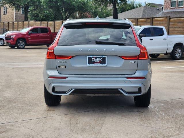 2025 Volvo XC60 B5 ULTRA 照片 14