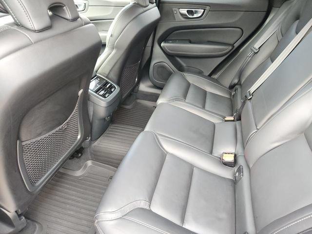 2025 Volvo XC60 B5 ULTRA 照片 26
