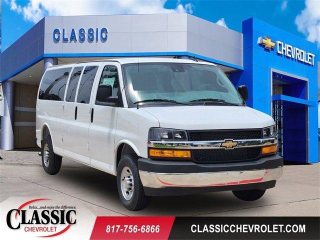 New 2025 Chevrolet Express 3500 LS