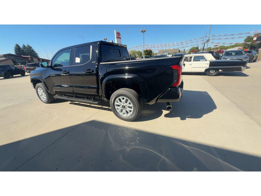 صورة 8 لـ 2026 Toyota TACOMA SR5