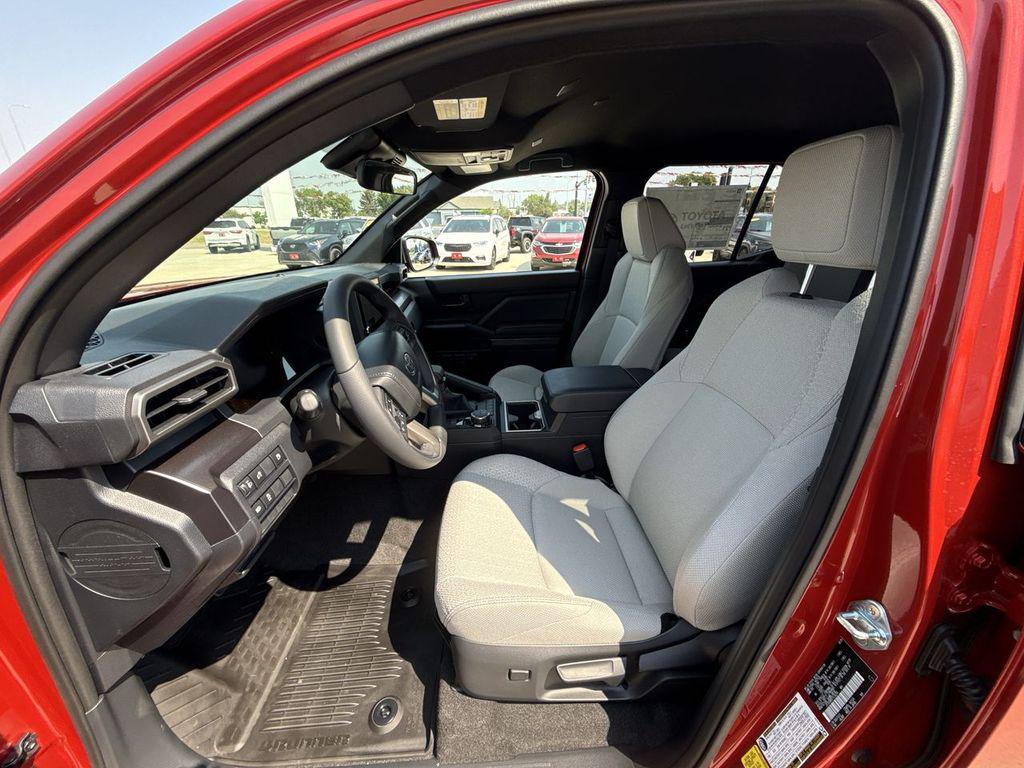 2026 Toyota 4RUNNER SR5 缩略图 15