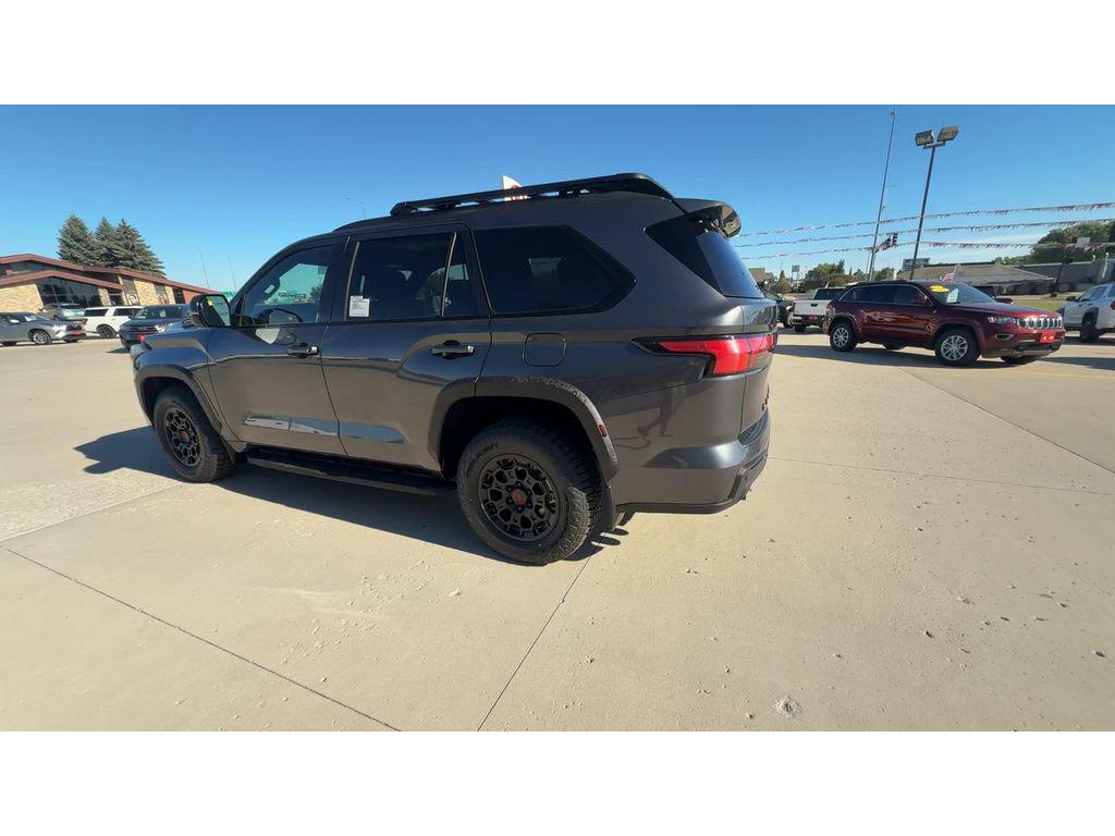 2026 Toyota SEQUOIA TRD PRO — фото 8