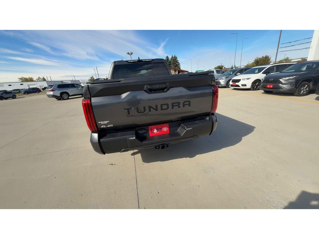 2026 Toyota TUNDRA SR5 照片 9