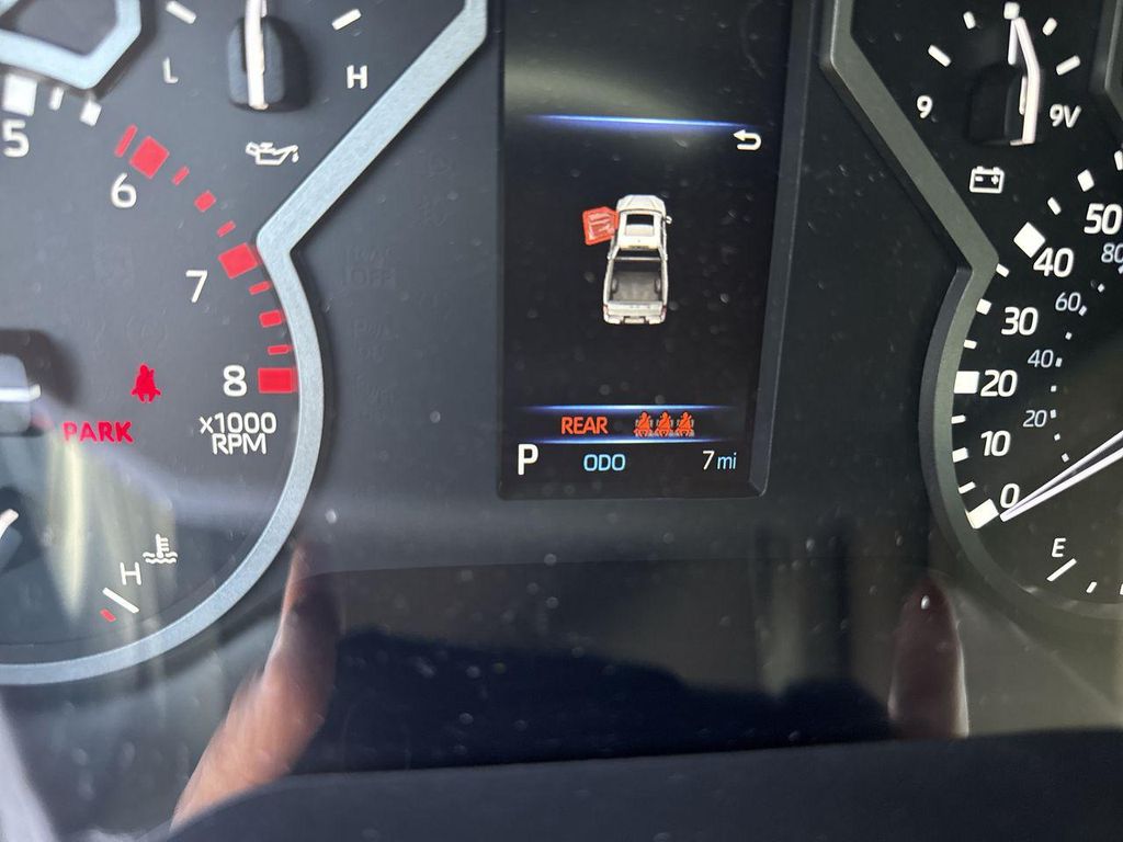 صورة مصغرة 20 لـ 2026 Toyota TUNDRA SR5