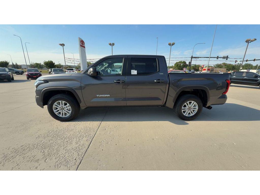 2026 Toyota TUNDRA SR5 photo 7