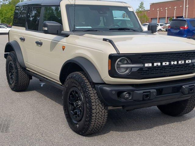 FORD BRONCO - 10