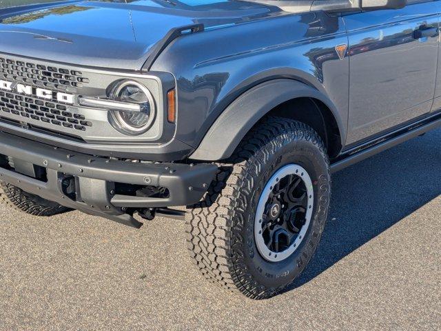 FORD BRONCO - 10