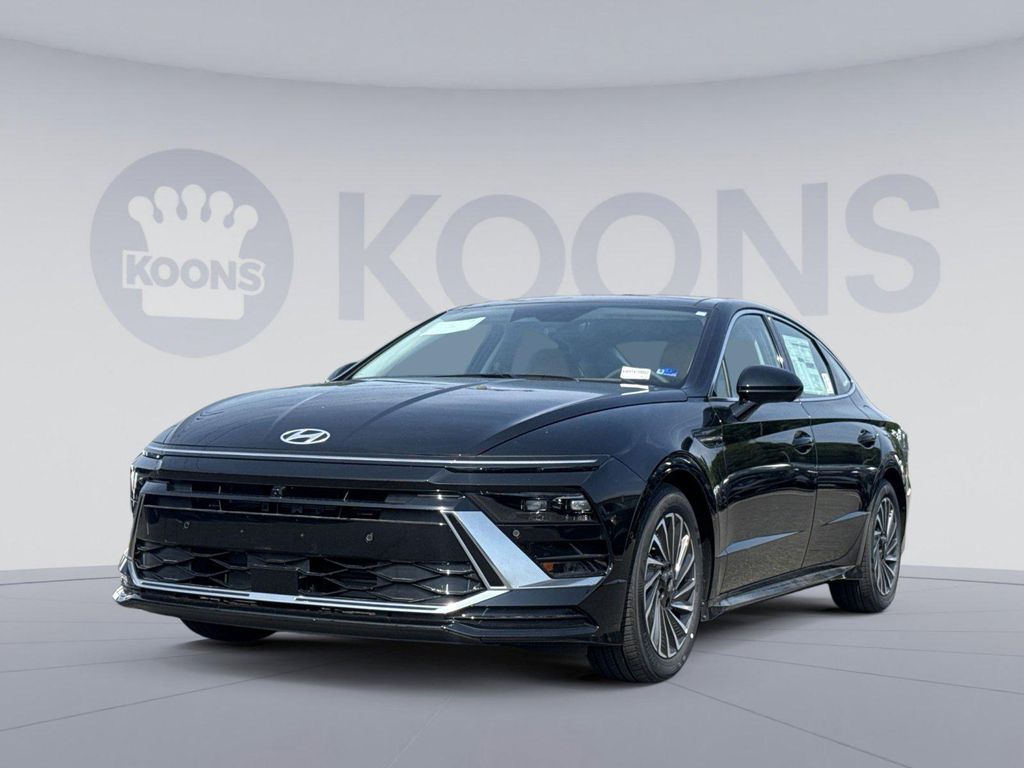New 2026 Hyundai SONATA Hybrid Limited