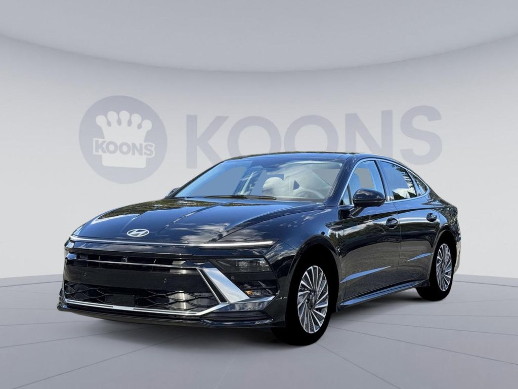 New 2026 Hyundai SONATA Hybrid Limited