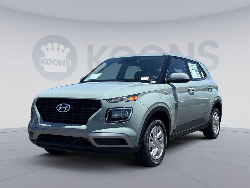 New 2026 Hyundai VENUE SE