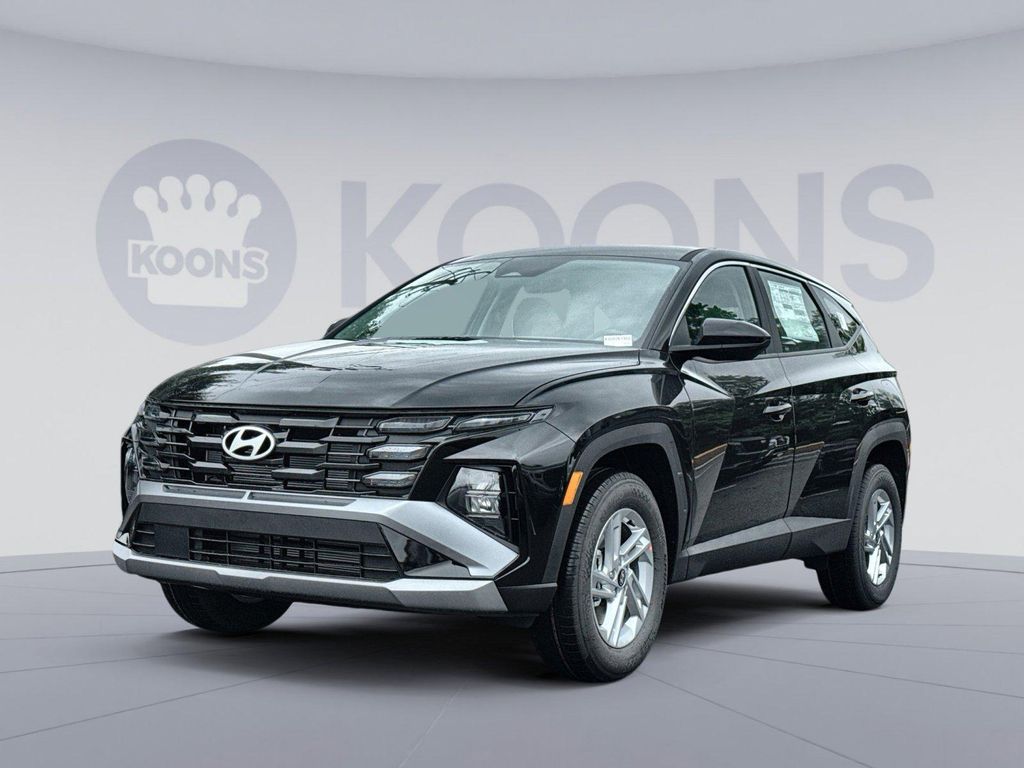 New 2026 Hyundai TUCSON SE